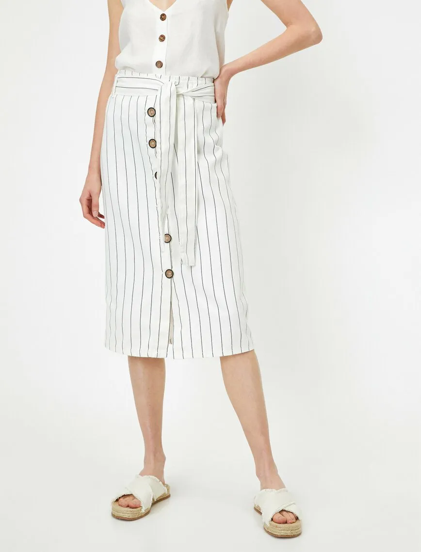 11797 Black Striped Midi Skirt