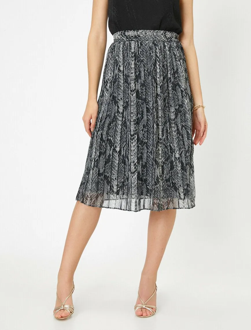 11814 Grey Snake Patterned Midi Skirt