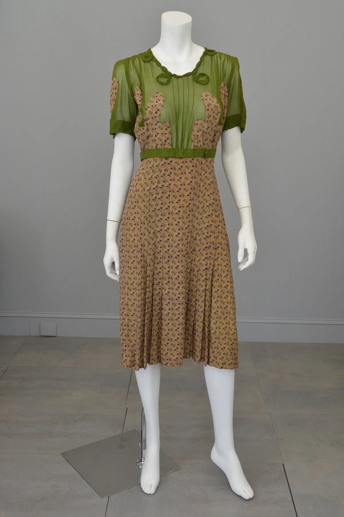 1930s Novelty Print Olive Green Chiffon Appliqué Dress