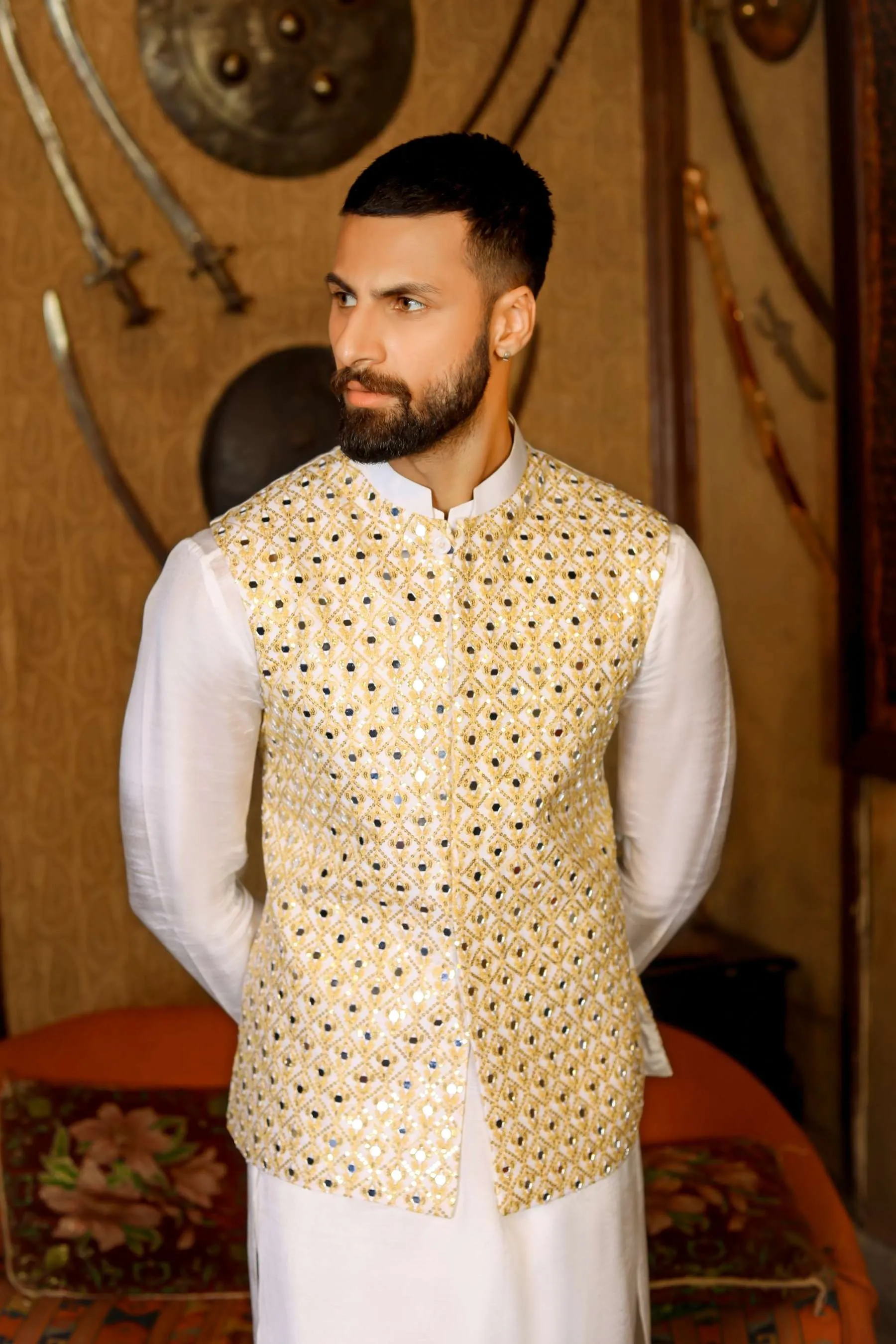 Arif Ashraf - Zircoon - Off white - Raw Silk - 3 Piece