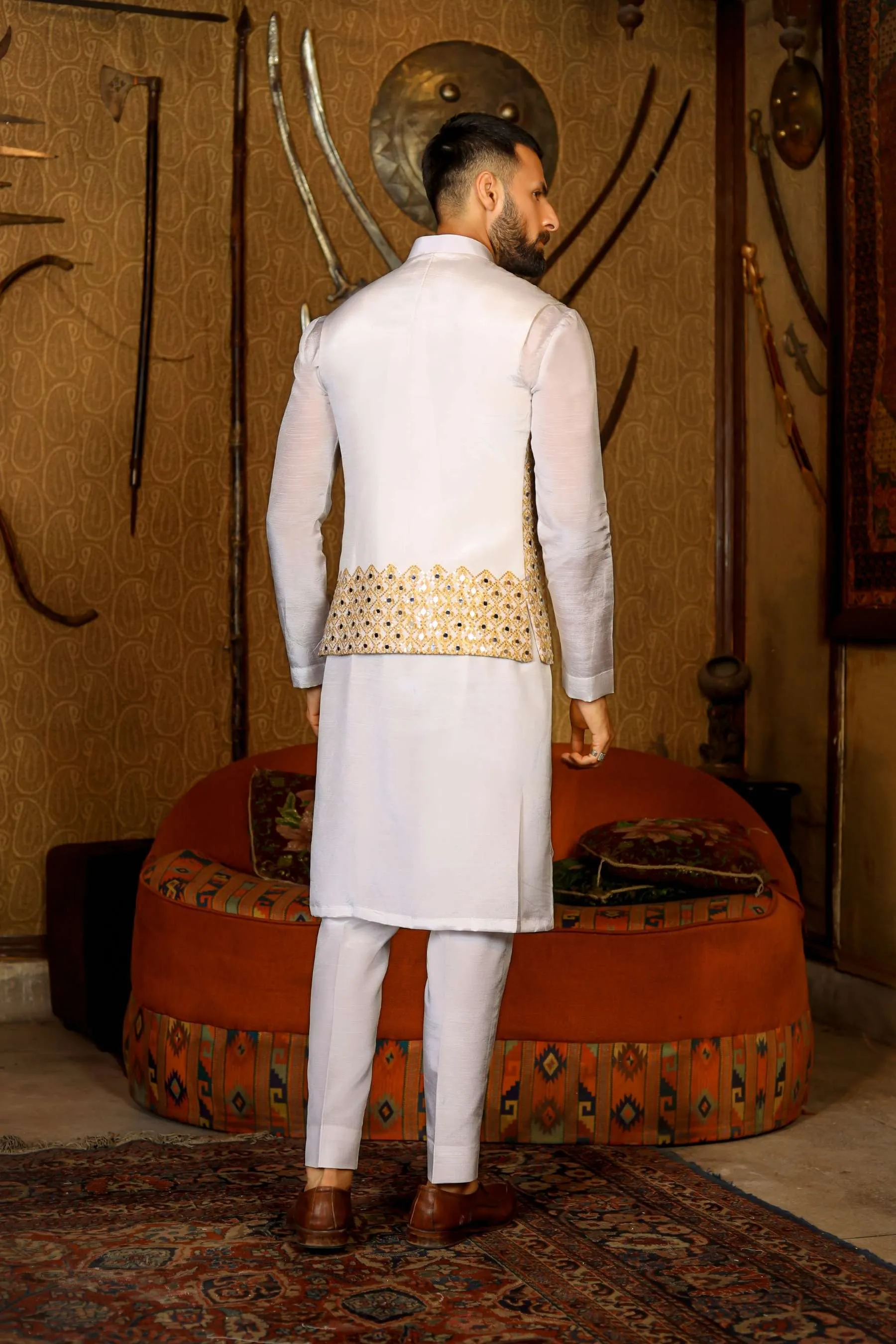 Arif Ashraf - Zircoon - Off white - Raw Silk - 3 Piece