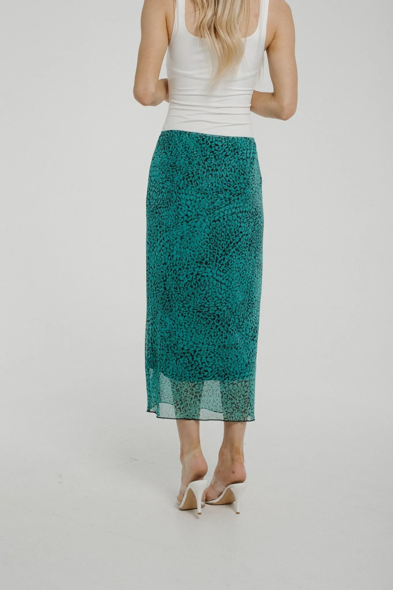 Becca Mesh Midi Skirt In Green Print