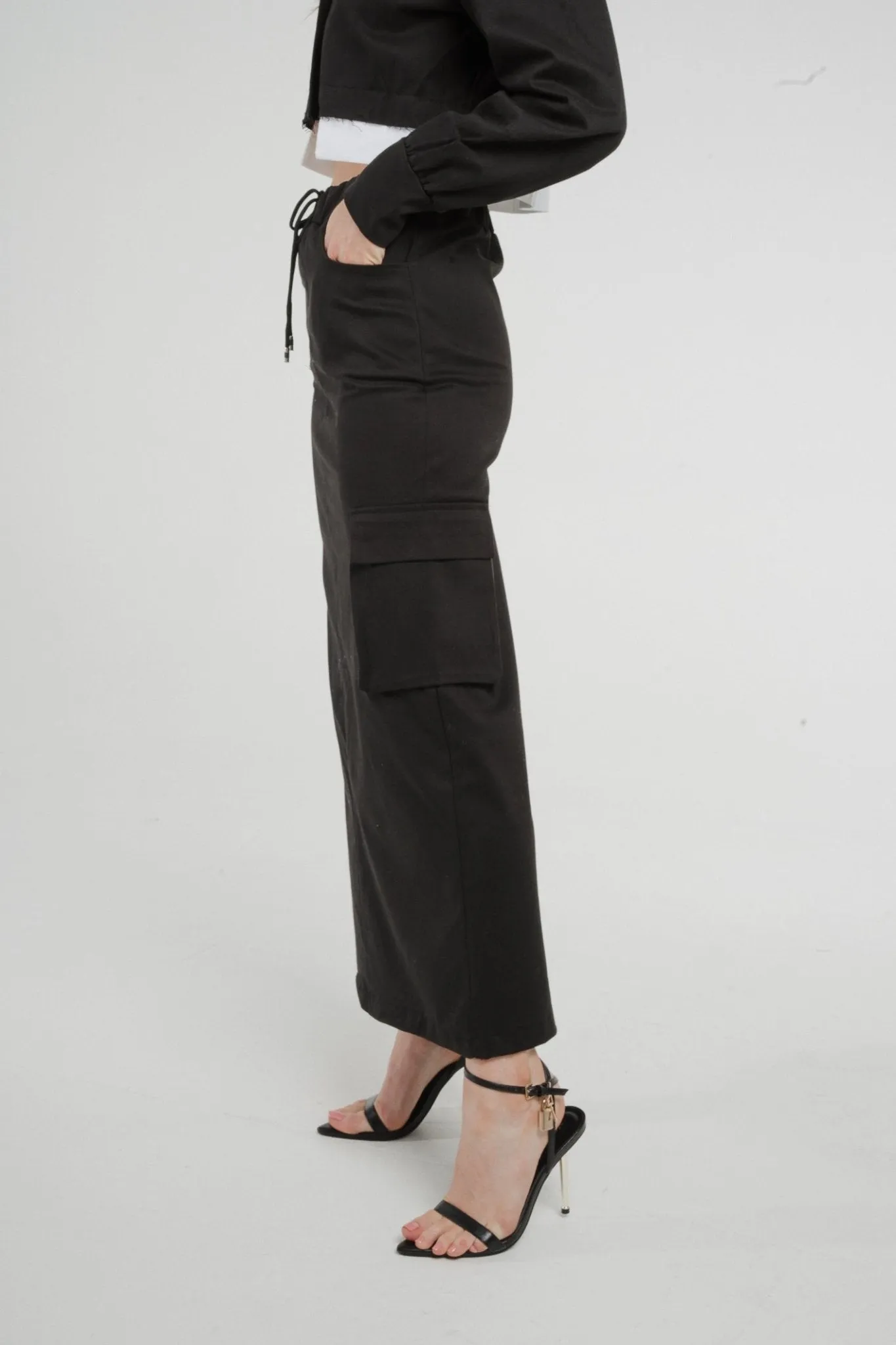 Cathy Cargo Skirt In Black