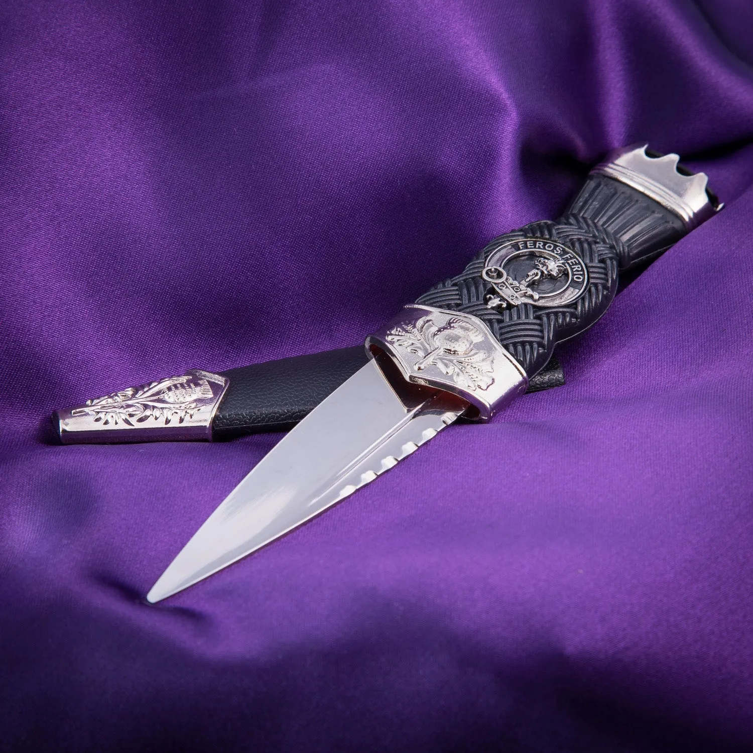 Clan Sgian Dubh Chisholm