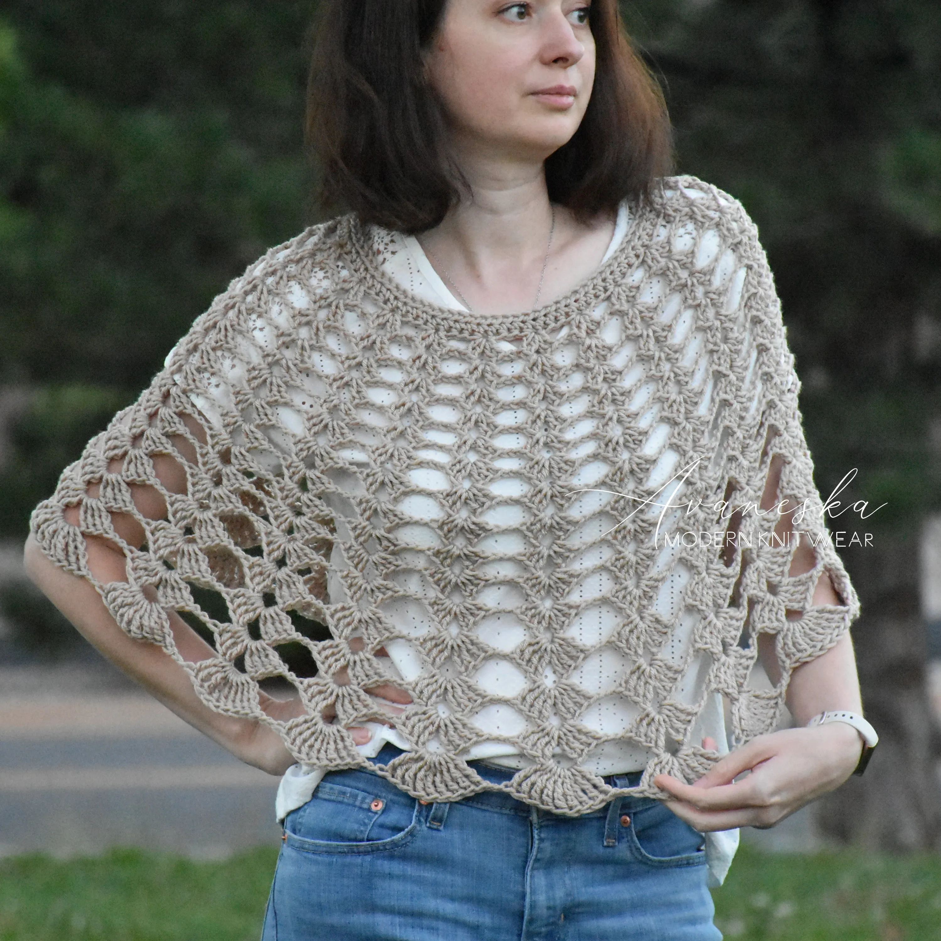 Crochet Round Capelet | The VENTANA