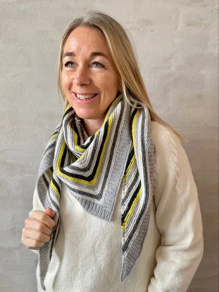 Easy Peasy striped shawl by Önling, knitting pattern