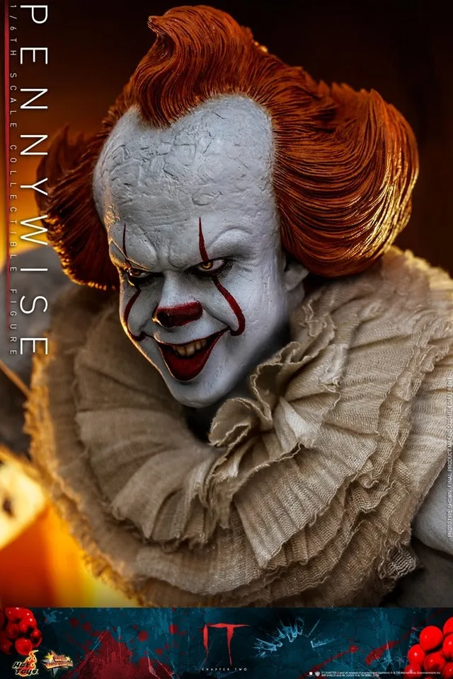 Hot Toys - MMS555 - IT Chapter Two - 1/6th scale Pennywise Collectible Figure