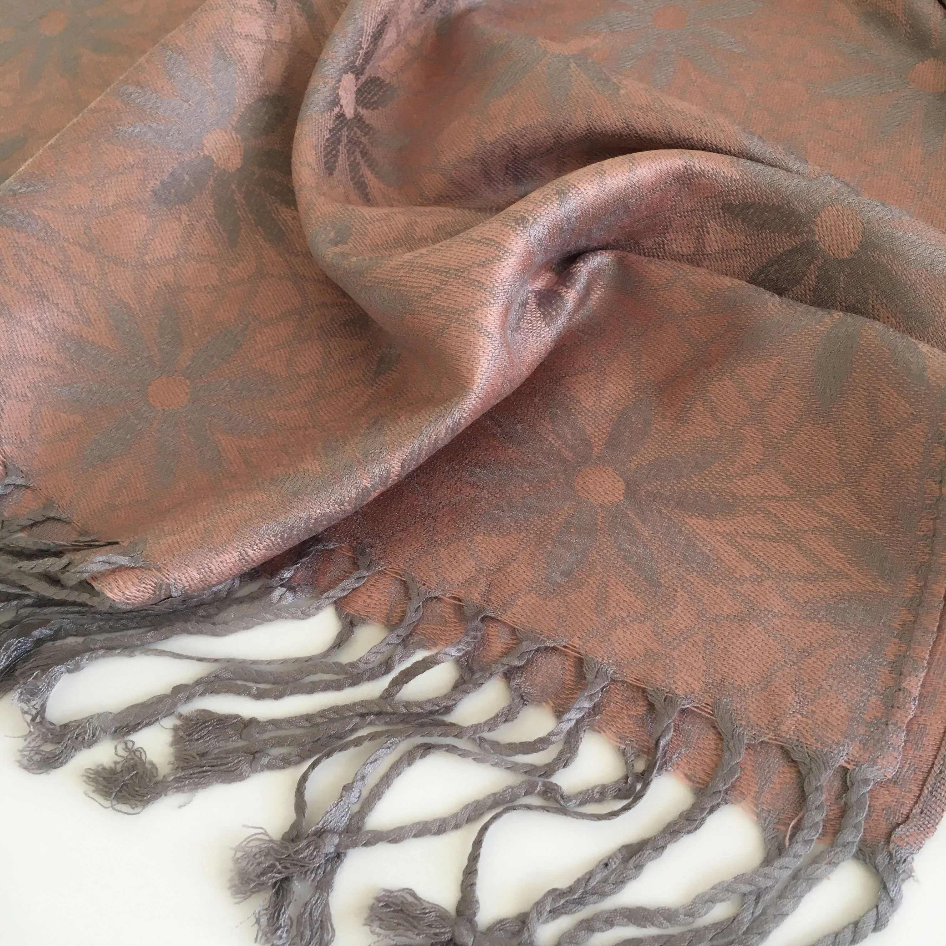 LARGE ROSE GOLD FLORAL DAISY PRINT GEOMETRIC REVERSIBLE PASHMINA SHAWL SCARF