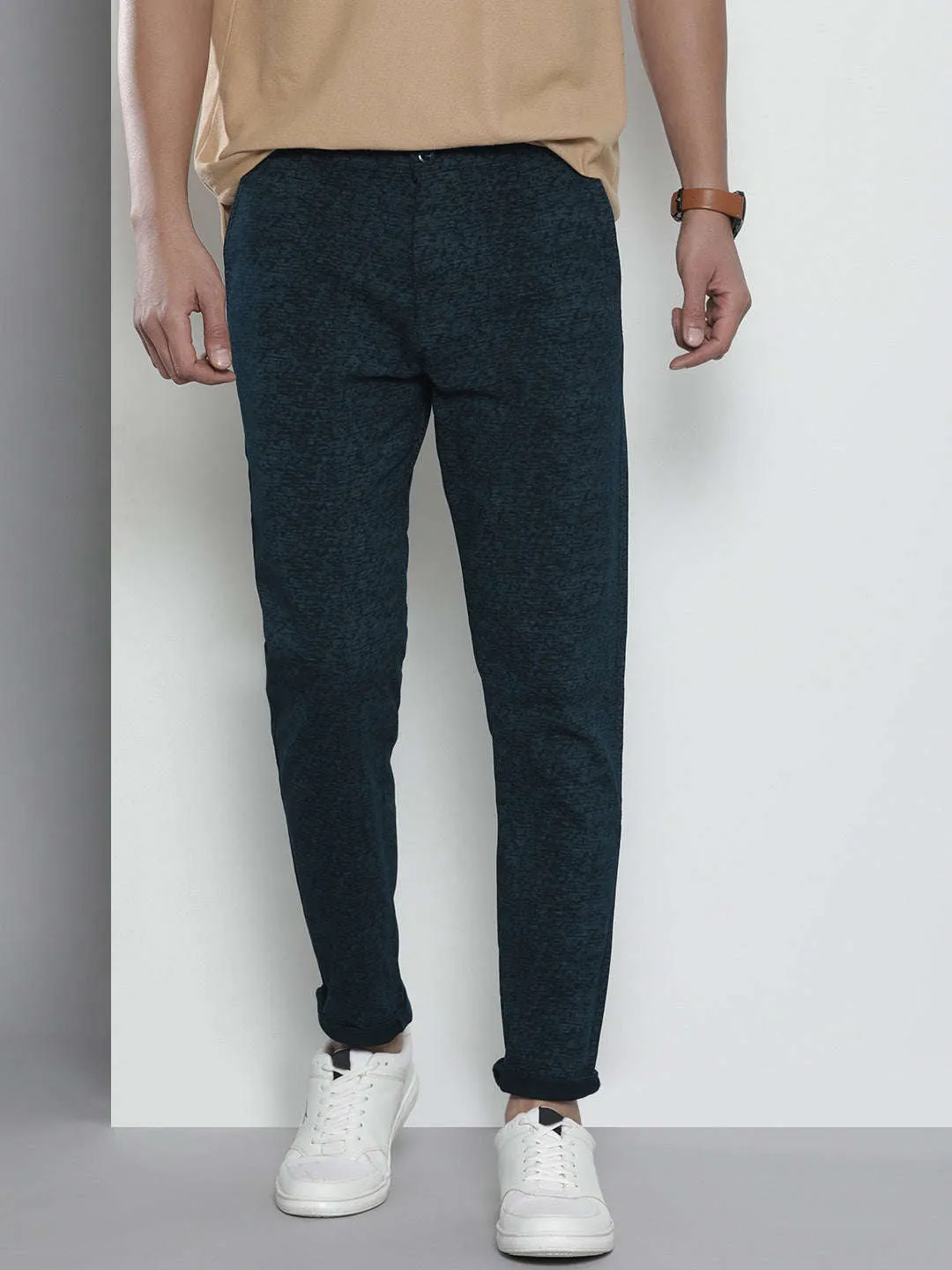 Men Abstract Printed Chinos