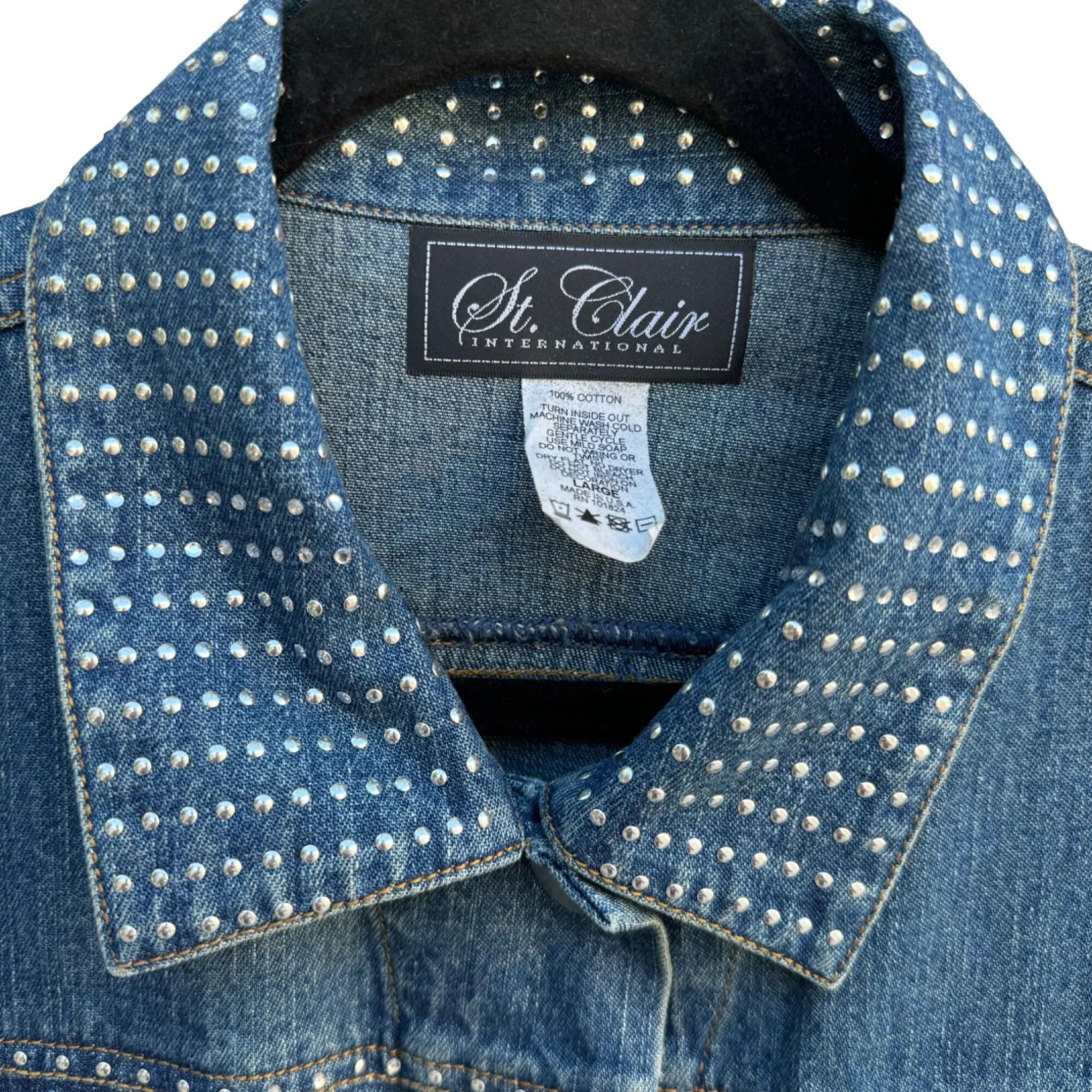 St. Clair Womens Metal Studded Blue Denim Button Down Retro Jean Jacket - Large