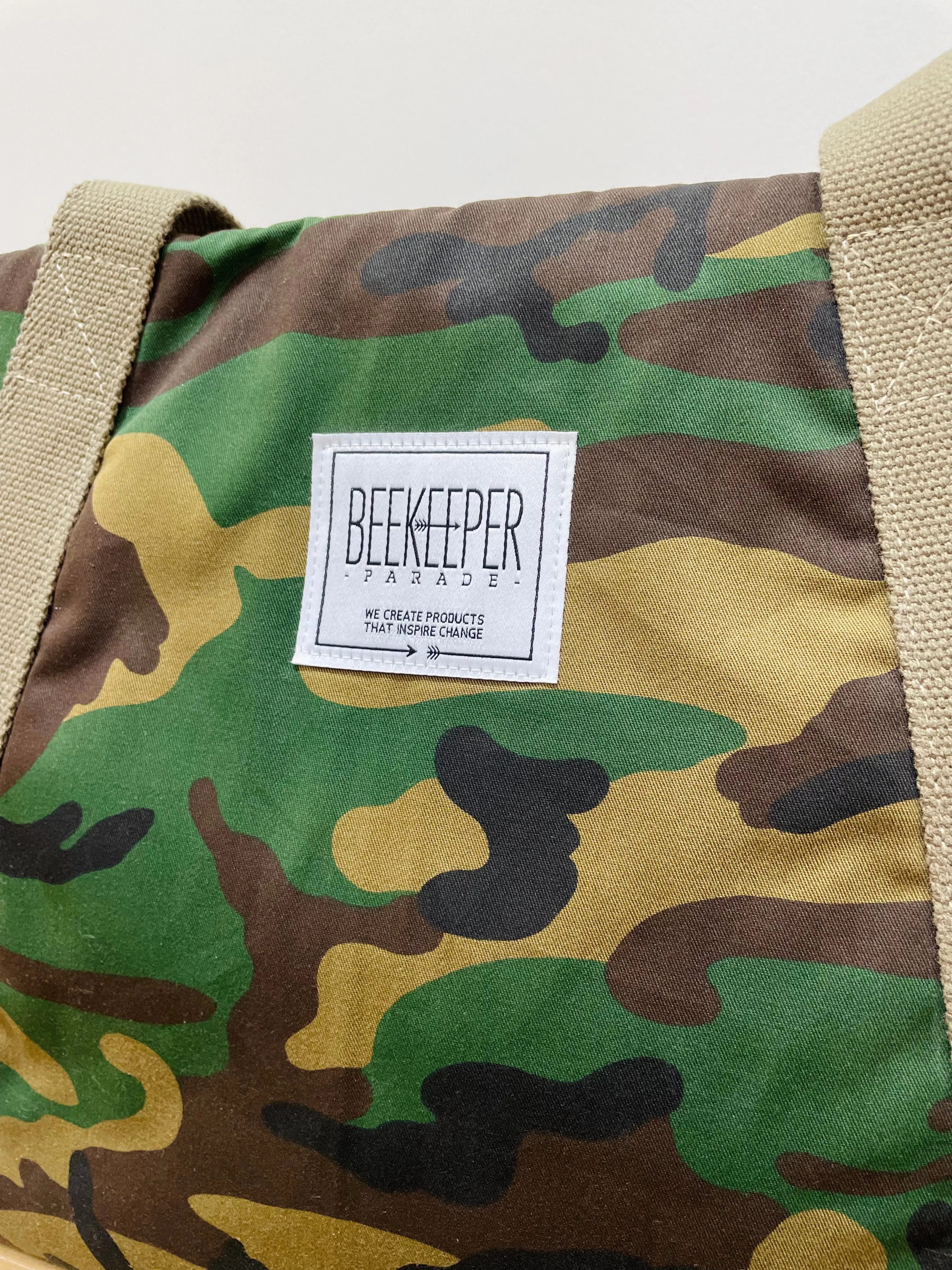 The Camouflage Medium BeeKeeper Weekender (Masterpiece)