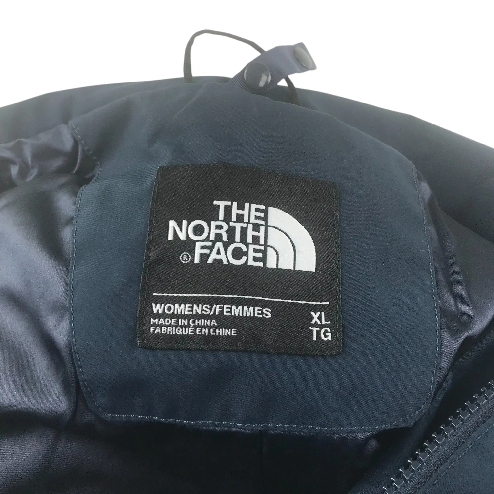 The north Face jacket women size XL navy blue long light parka with zipper