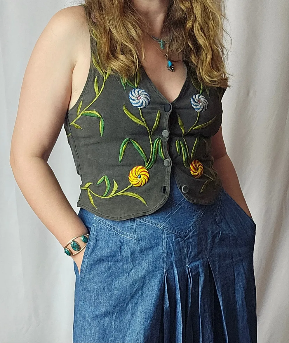 Vintage embroidered vest, flowers & vines, stretchy! S-M