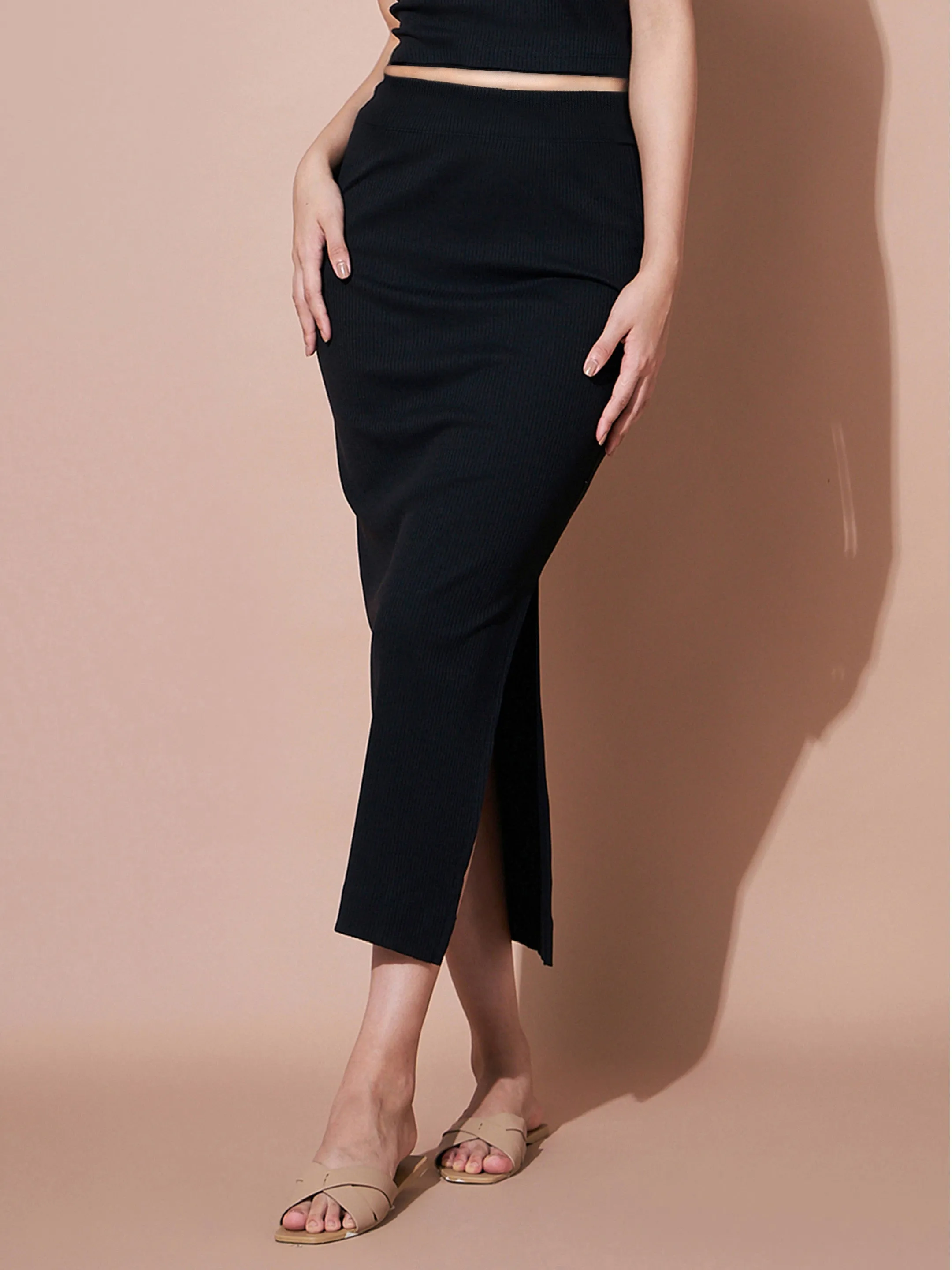 Women Black Rib Pencil Skirt